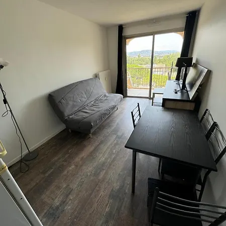 3 Rivieres Apartment *